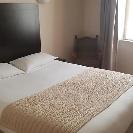 酒店 杜克思福兹酒店 萨兰莱班