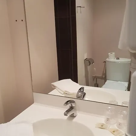 杜克思福兹酒店